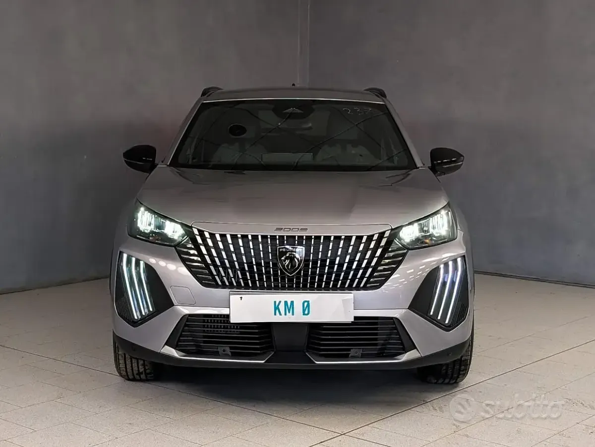 Nuova Peugeot 2008 Allure 101 CV (74 kW) 2025 Grigio SUV