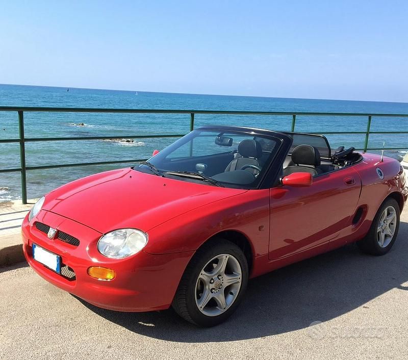 Usata MG F 120 CV (88 kW) 1999 Rosso Cabrio