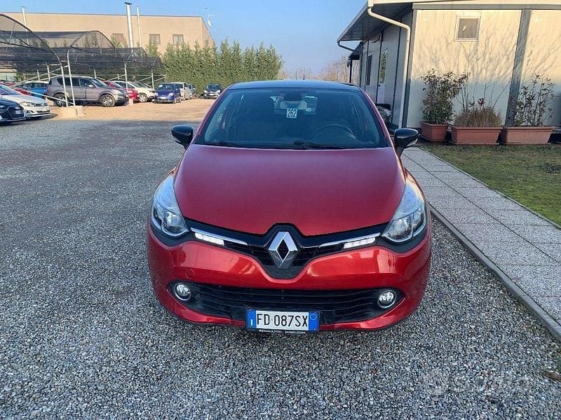 Usata Renault Clio IV 90 CV (66 kW) 2016 Rosso Berlina