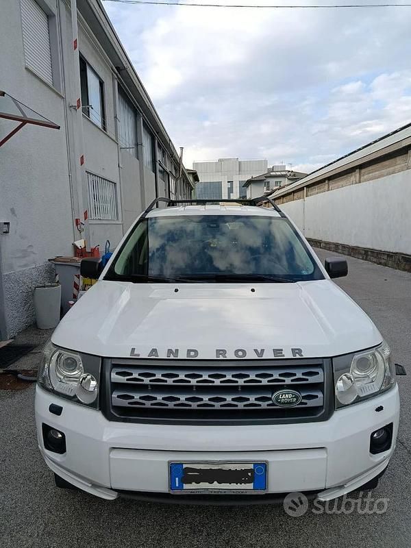 Usata Land Rover Freelander 2 150 CV (110 kW) 2011 Bianco SUV