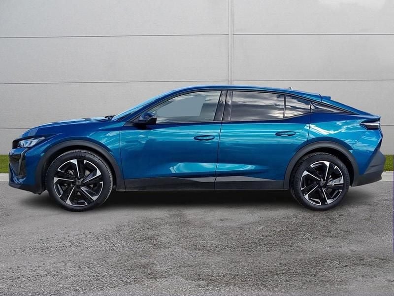 Usata Peugeot 408 GT 131 CV (96 kW) 2023 Blu metallizzato Berlina