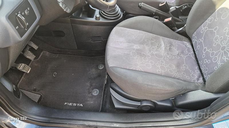 Usata Ford Fiesta 2007 Utilitaria