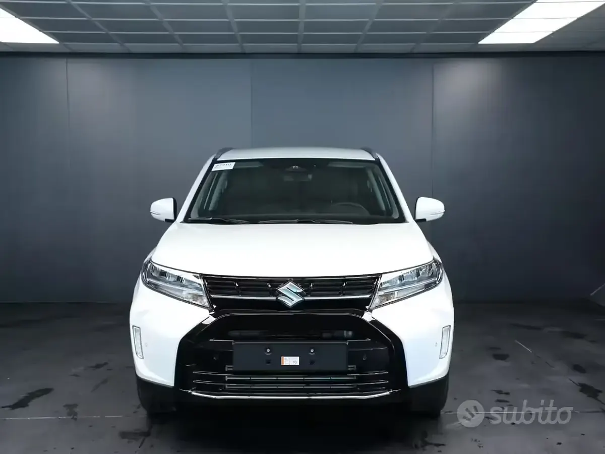 Nouă Suzuki Vitara 110 CP (80 kW) 2026 Alb SUV