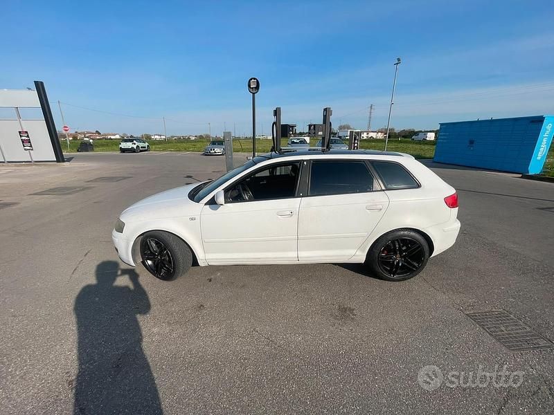 Usata Audi A3 105 CV (77 kW) 2008 Bianco Utilitaria