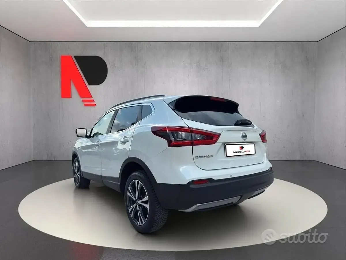 Usata Nissan Qashqai N-Connecta 116 CV (85 kW) 2018 Bianco SUV
