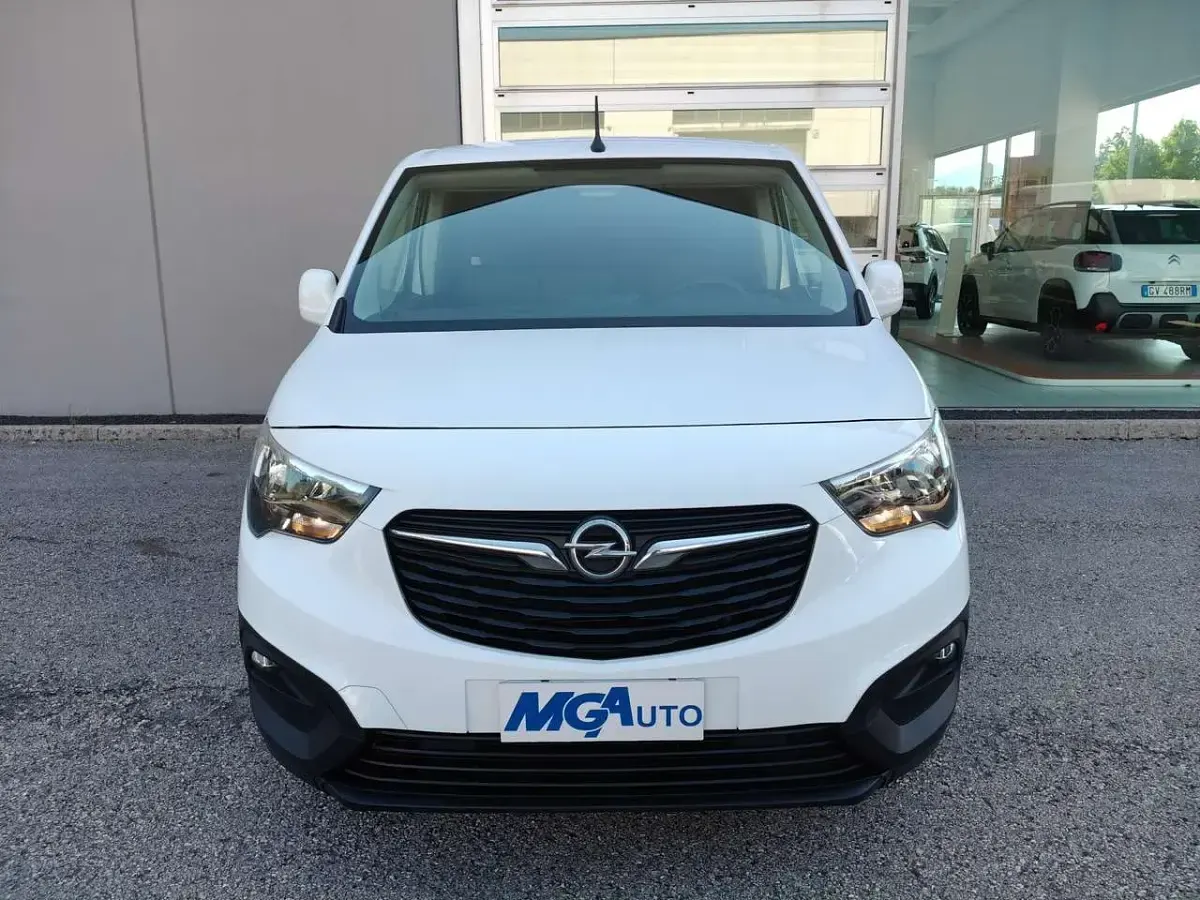 Usata Opel Combo Edition+ 101 CV (74 kW) 2022 Bianco Monovolume