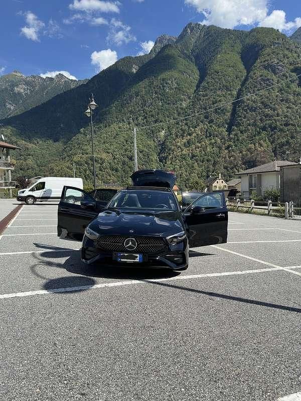 Usata Mercedes A180 AMG Line Premium Plus 136 CV (100 kW) 2023 Berlina