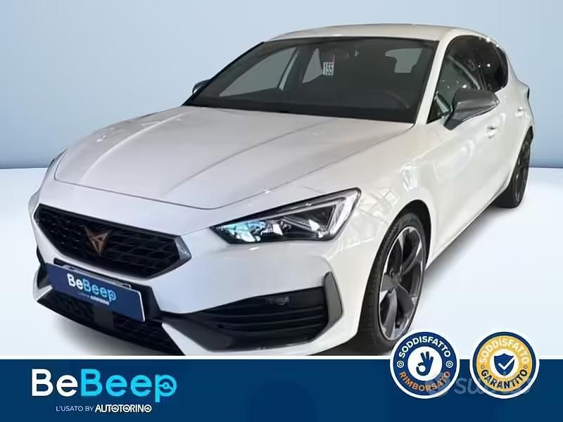 Usata Cupra Leon 150 CV (110 kW) 2024 Bianco pastello Berlina