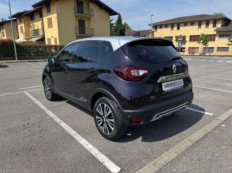 Usata Renault Captur Initiale Paris 110 CV (80 kW) 2017 Lilla SUV