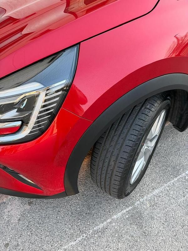 Usata Renault Captur 101 CV (74 kW) 2021 Rosso SUV