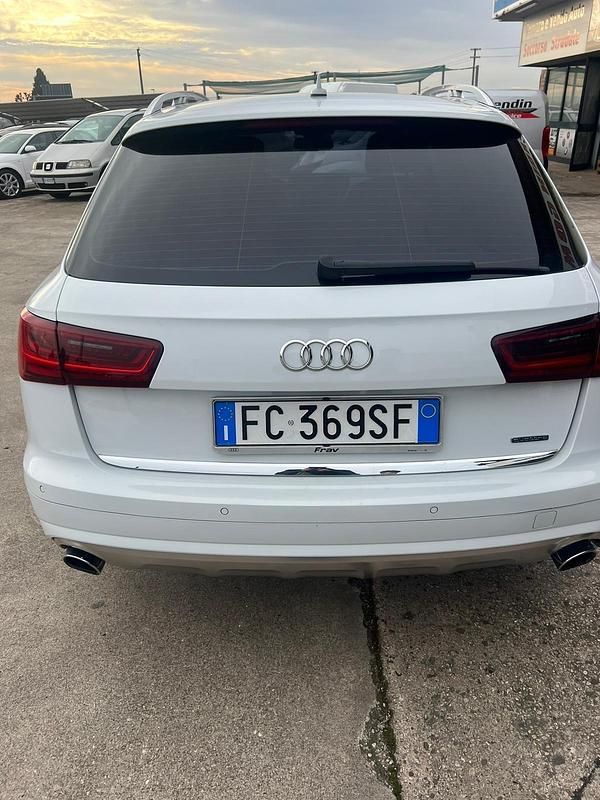 Usata Audi A6 Allroad Business Plus 271 CV (199 kW) 2016 Bianco Station wagon