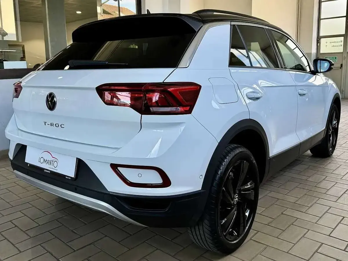 Usata VW T-Roc Sportline 116 CV (85 kW) 2025 Bianco SUV