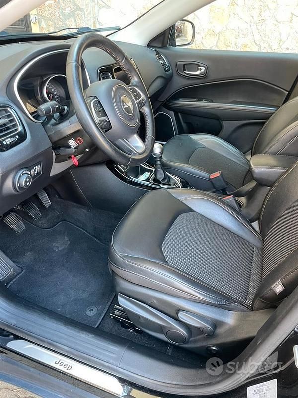 Usata Jeep Compass Limited 120 CV (88 kW) 2019 Nero SUV