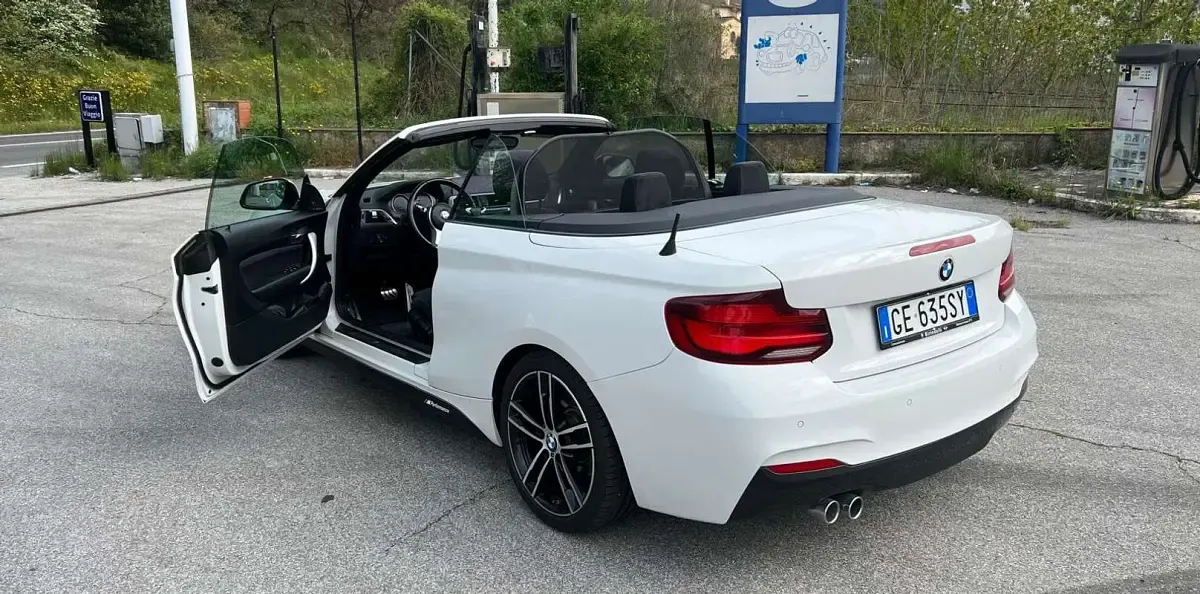 Usata BMW 218 M Sport 136 CV (100 kW) 2021 Bianco Cabrio