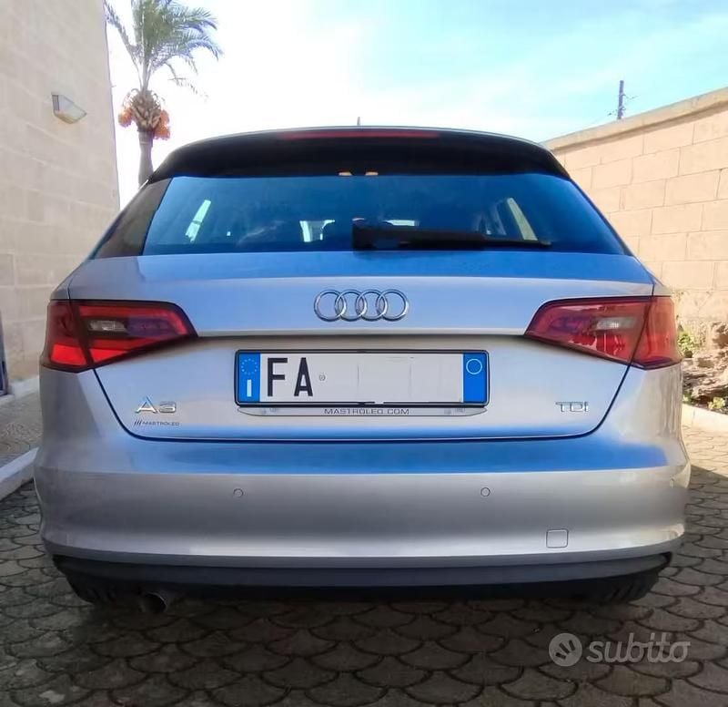 Usata Audi A3 105 CV (77 kW) 2015 Grigio Berlina