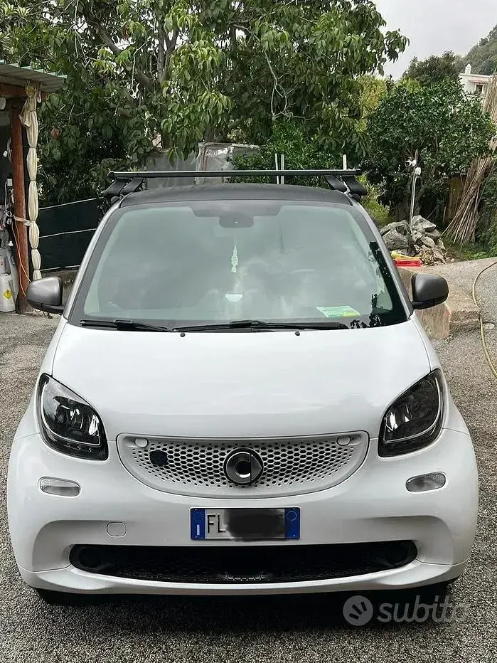 Usata Smart ForTwo Electric Drive 60 kW (82 CV) 2018 Bianco Utilitaria