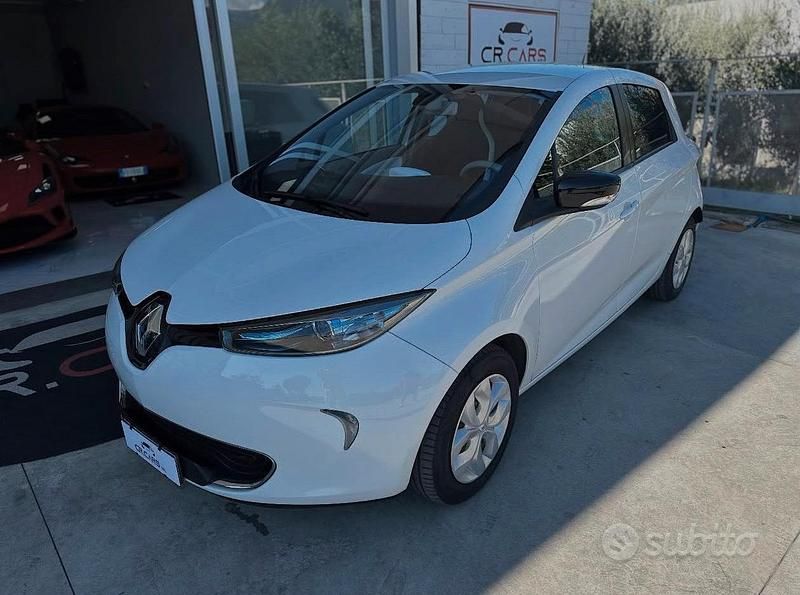 Usata 2015 Renault Zoe Zen Due volumi | 6490 € (Buon prezzo) - Immagine 1/4