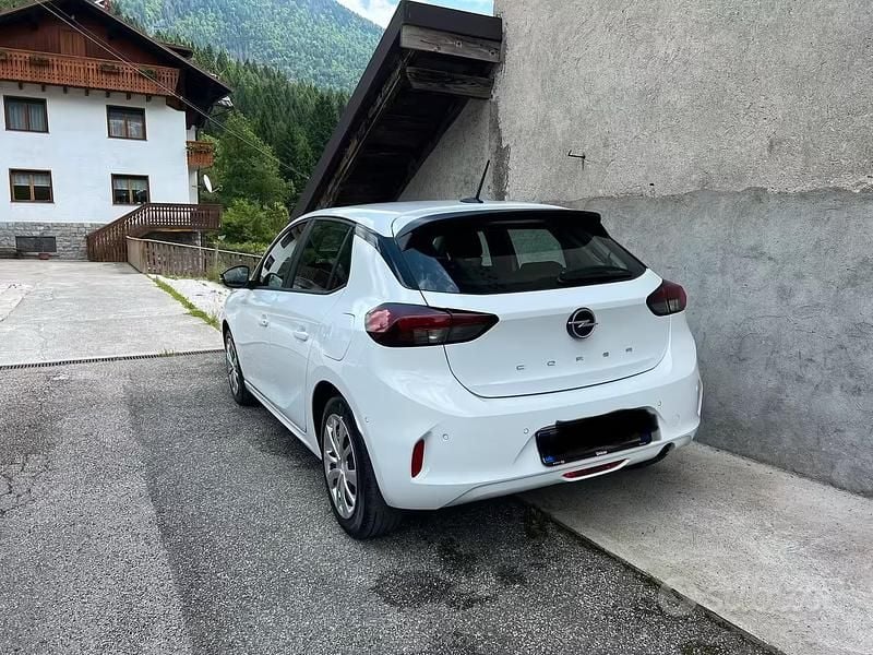 Usata Opel Corsa S 75 CV (55 kW) 2024 Bianco Utilitaria
