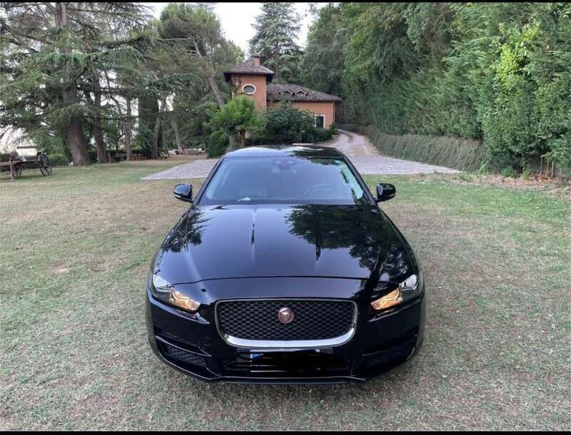 Usata Jaguar XE Business Edition 200 CV (147 kW) 2017 Nero Berlina