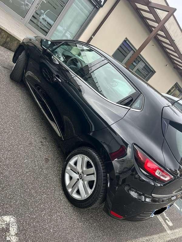 Usata Renault Clio IV Zen 90 CV (66 kW) 2019 Berlina