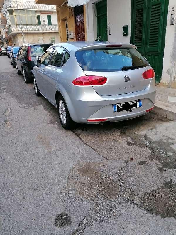 Usata Seat Leon Copa 105 CV (77 kW) 2011 Berlina