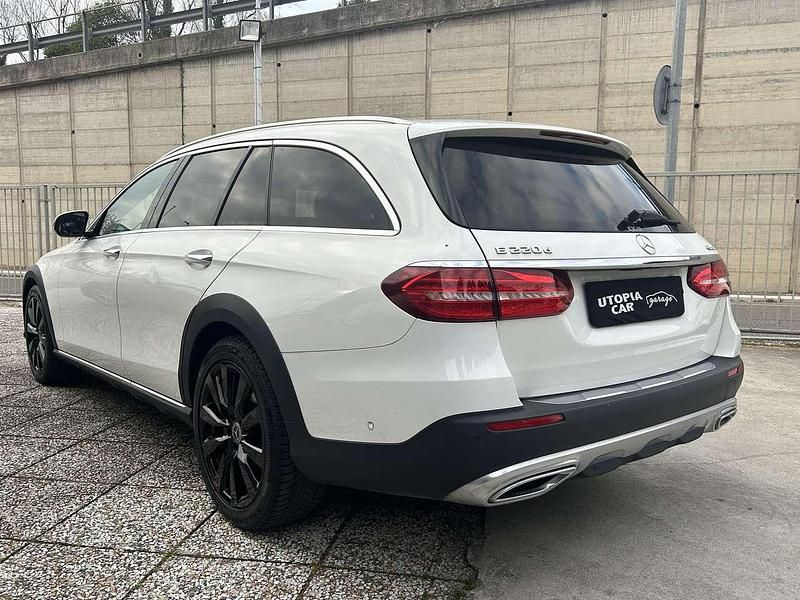 Usata Mercedes E220 All-Terrain 194 CV (142 kW) 2018 Bianco Station wagon