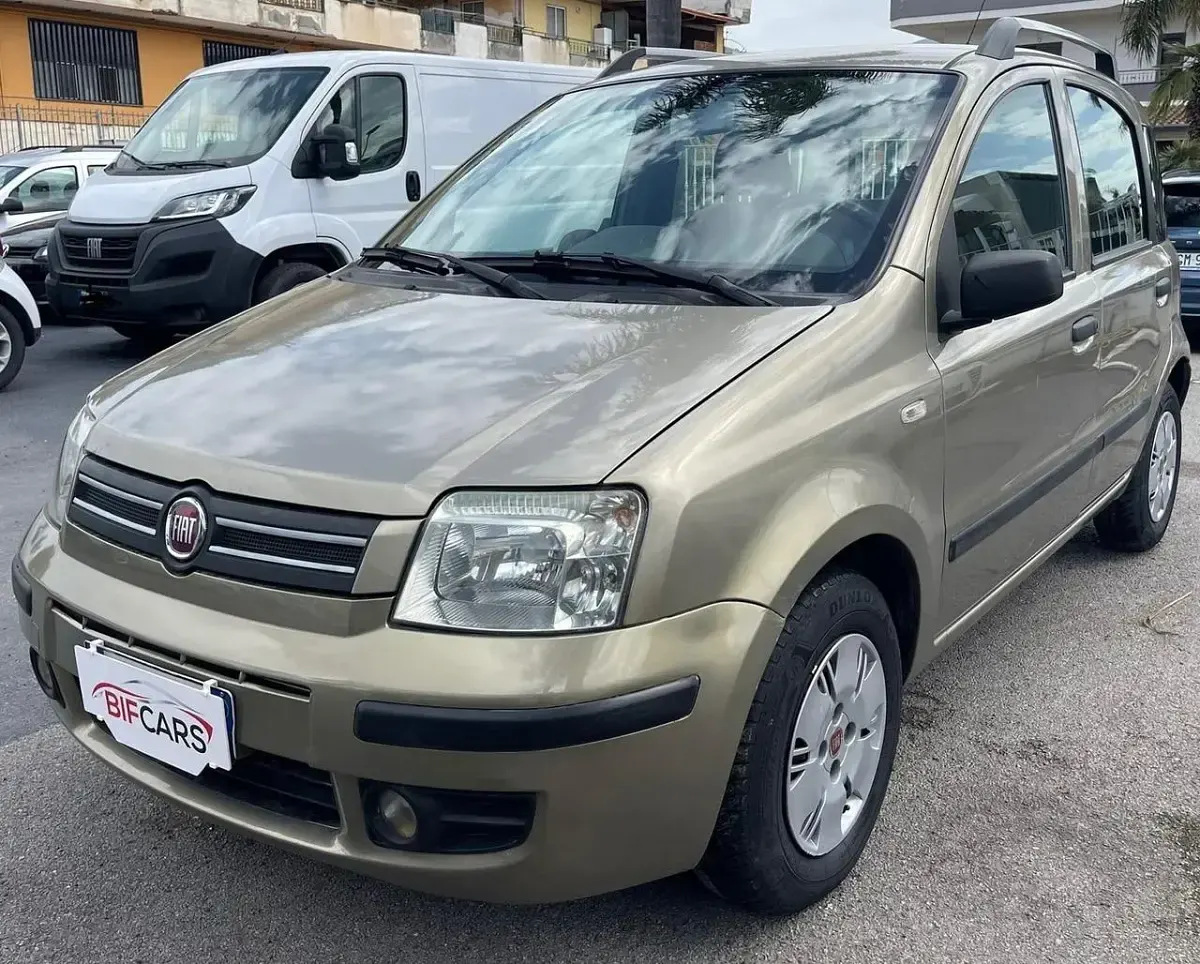 Usata Fiat Panda Dynamic 60 CV (44 kW) 2008 Oro Utilitaria