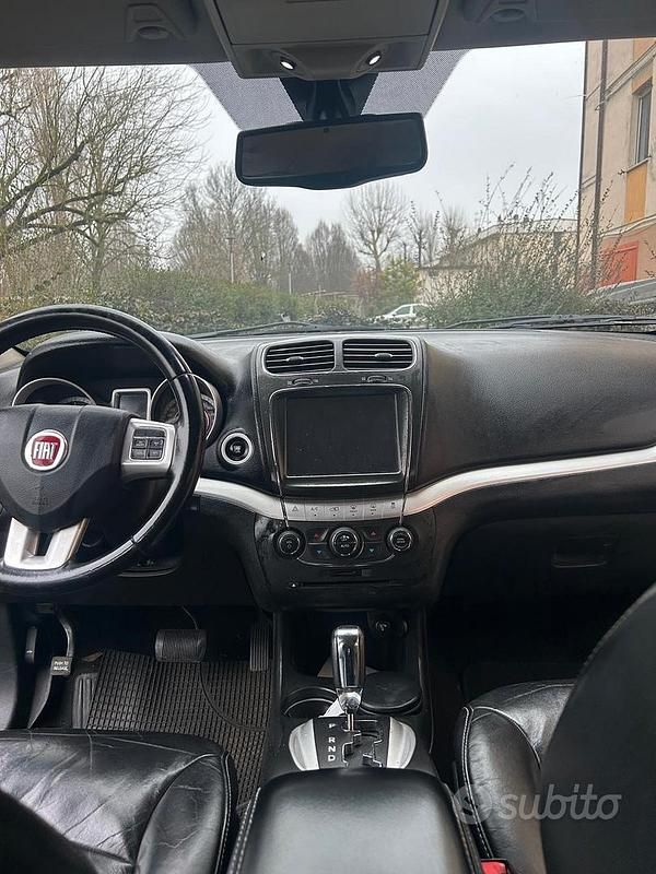 Usata Fiat Freemont 170 CV (125 kW) 2011 SUV