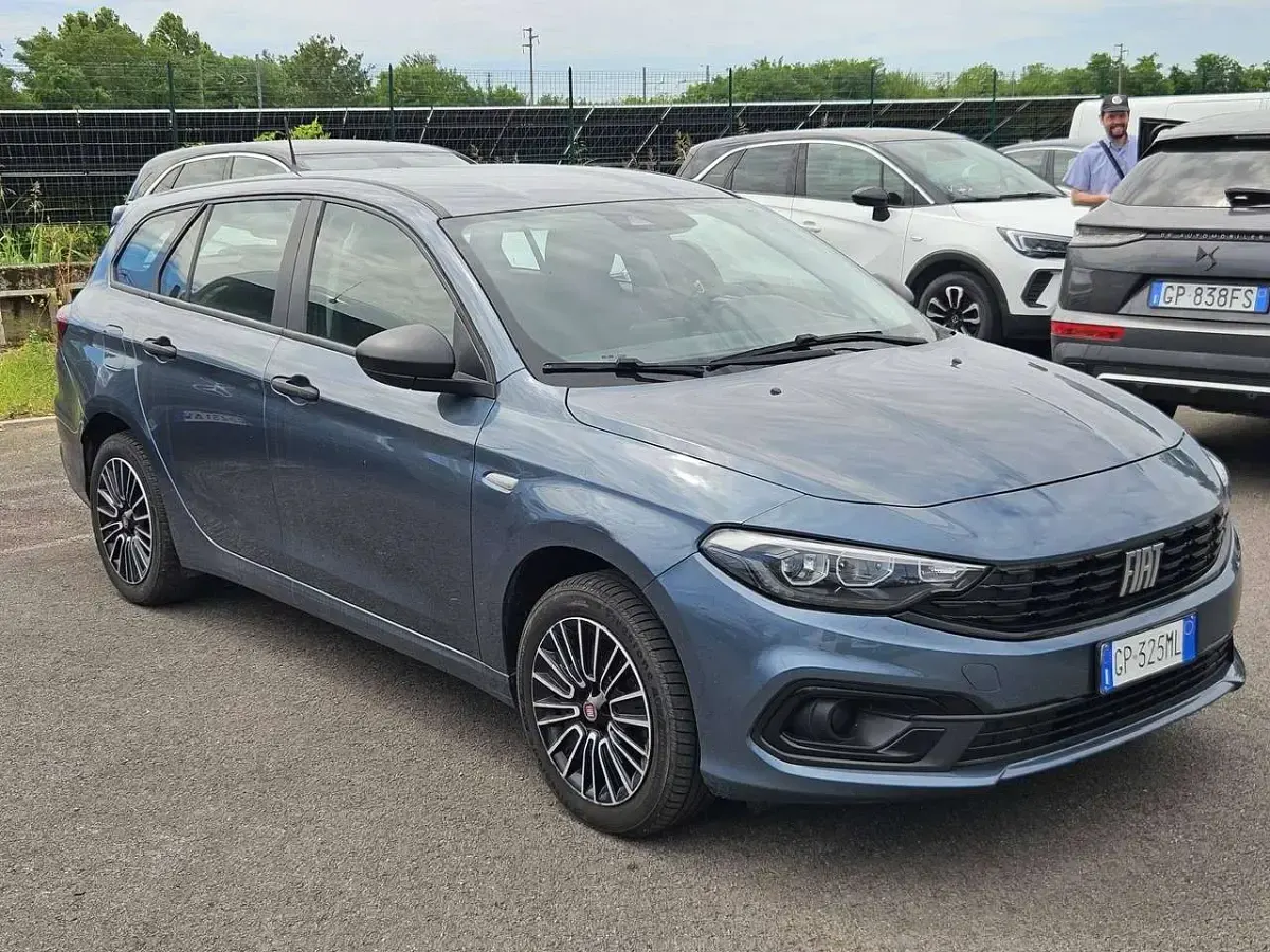 Usata Fiat Tipo 101 CV (74 kW) 2023 Other Station wagon
