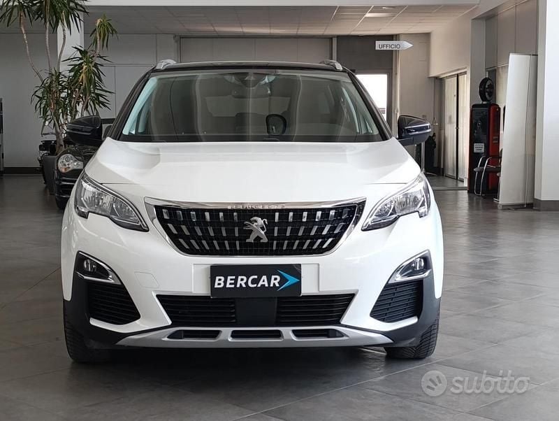 Usata Peugeot 3008 Active 120 CV (88 kW) 2017 Other SUV