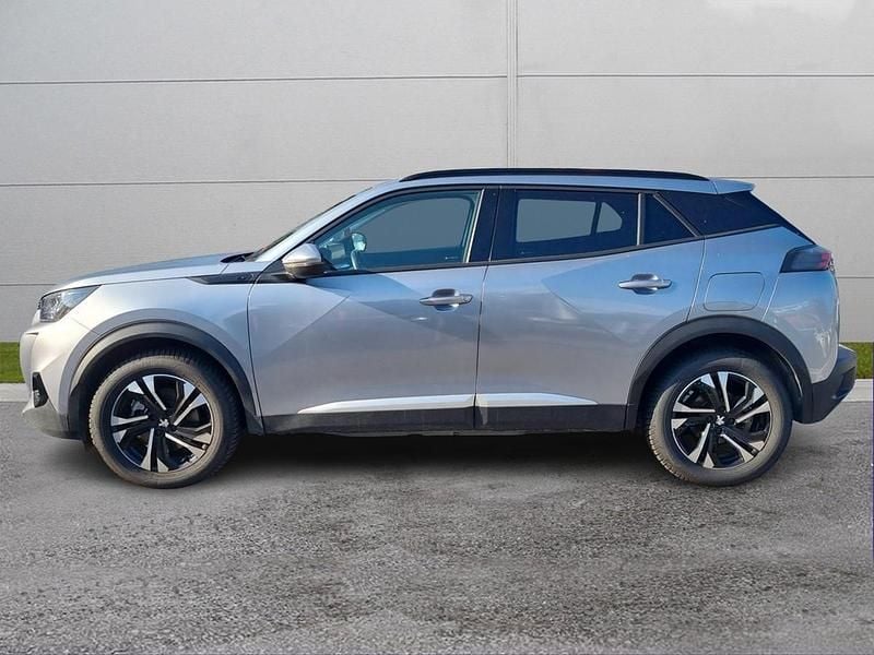Usata Peugeot e-2008 Allure 100 kW (136 CV) 2021 Argento SUV