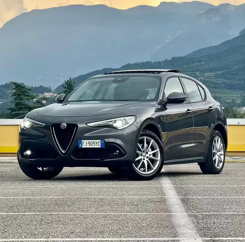 Usata Alfa Romeo Stelvio Executive 210 CV (154 kW) 2017 Nero SUV