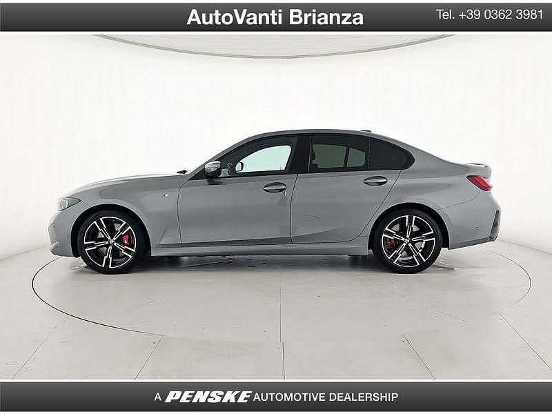 Begagnad BMW 320 M Sport 190 HK (139 kW) 2025 Grå Halvkombi