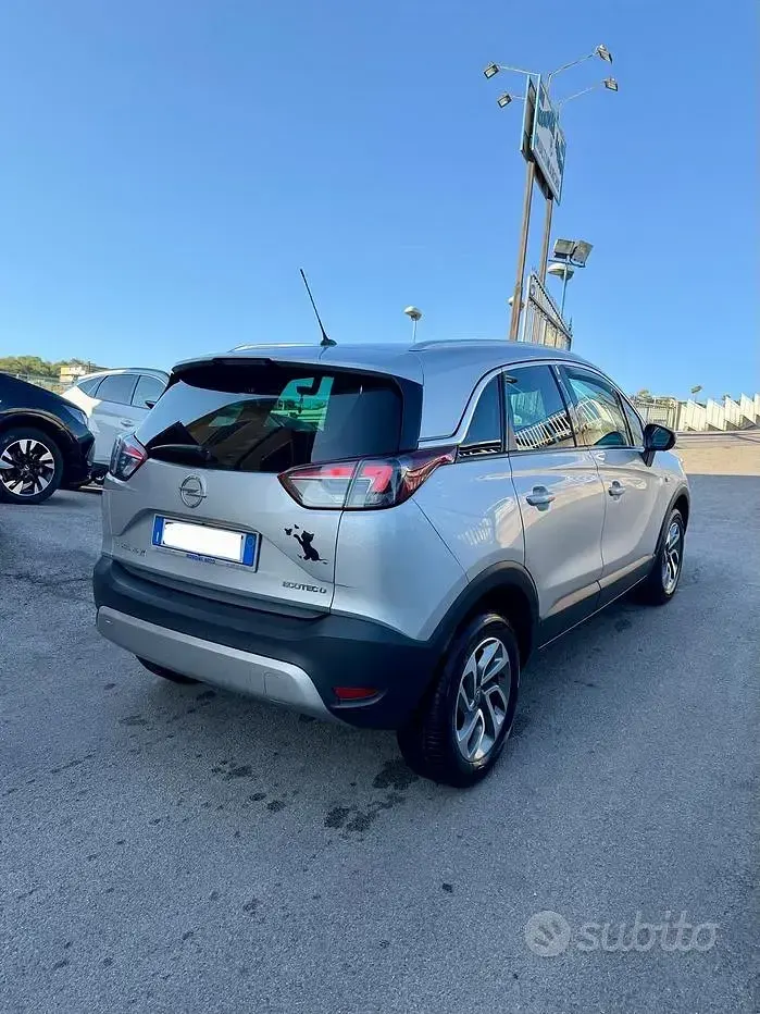 Usata Opel Crossland X 102 CV (75 kW) 2018 Viola SUV
