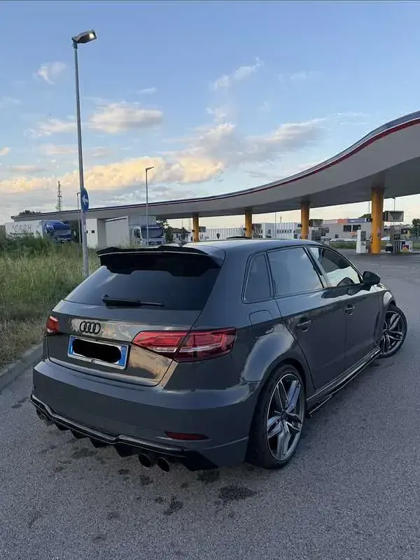 Usata Audi A3 S-Line 190 CV (139 kW) 2017 Grigio Berlina