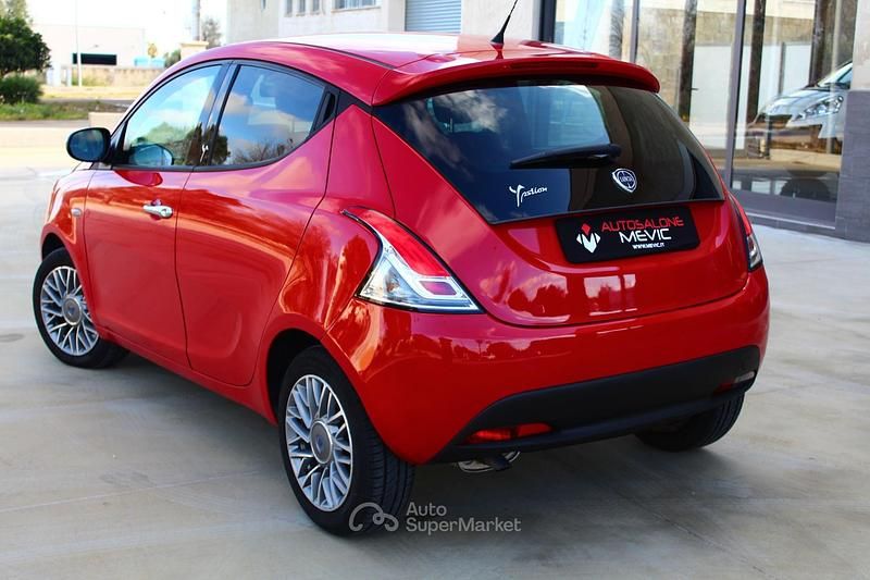Usata Lancia Ypsilon S 95 CV (69 kW) 2012 Rosso Utilitaria