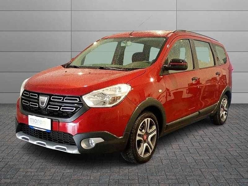 Usata Dacia Lodgy Stepway 102 CV (75 kW) 2019 Rosso Monovolume