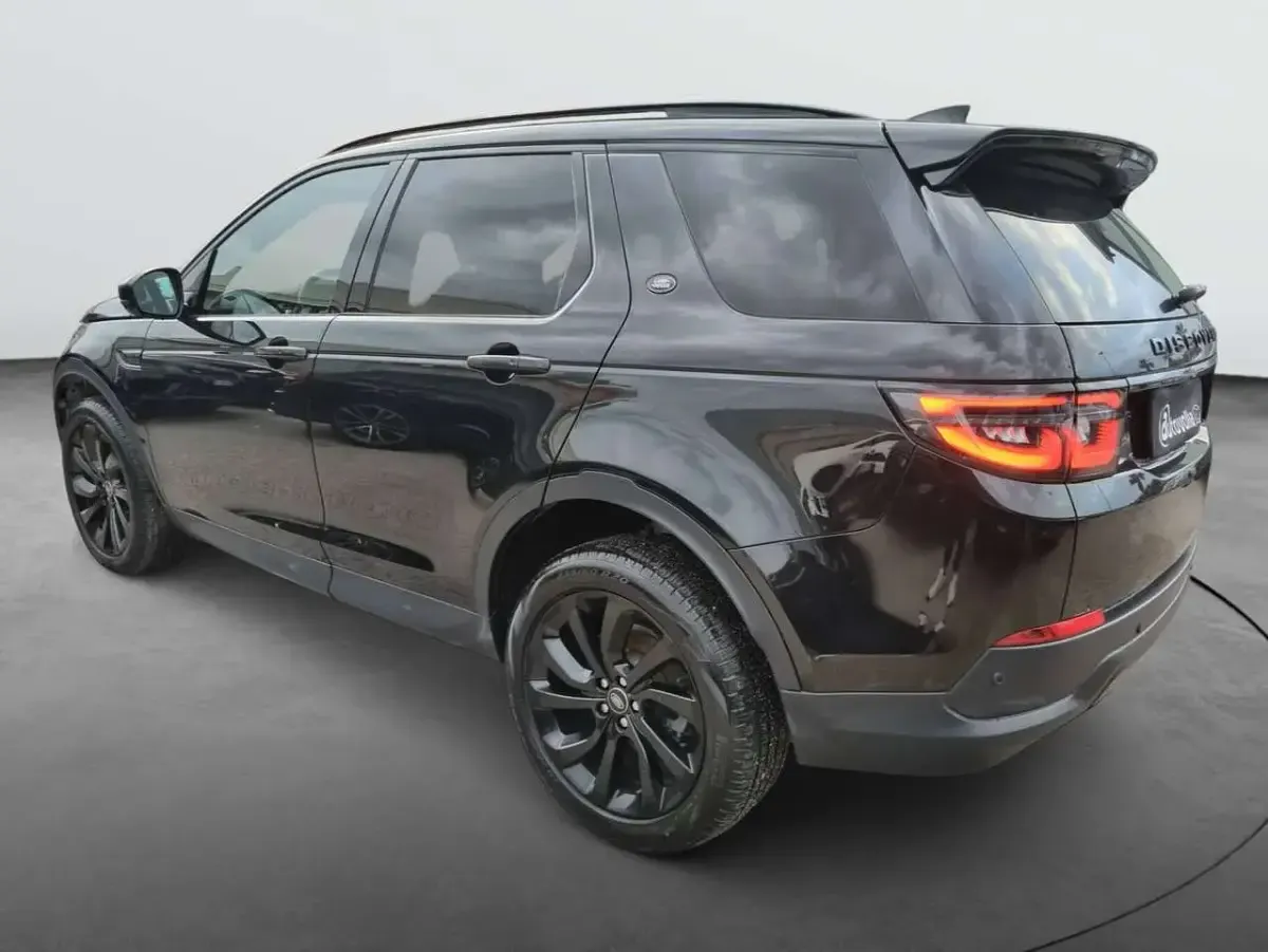 Usata Land Rover Discovery Sport SE 163 CV (119 kW) 2022 Santorini black SUV