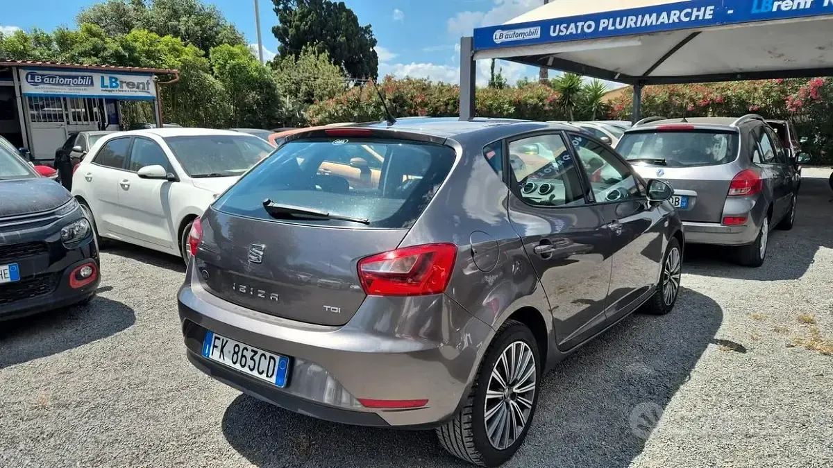 Usata Seat Ibiza 90 CV (66 kW) 2017 Grigio Berlina