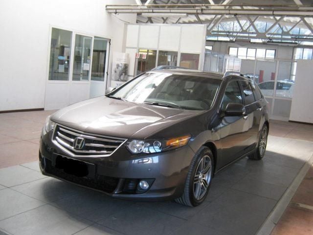 Usata Honda Accord EX-L 150 CV (110 kW) 2009 Grigio Station wagon