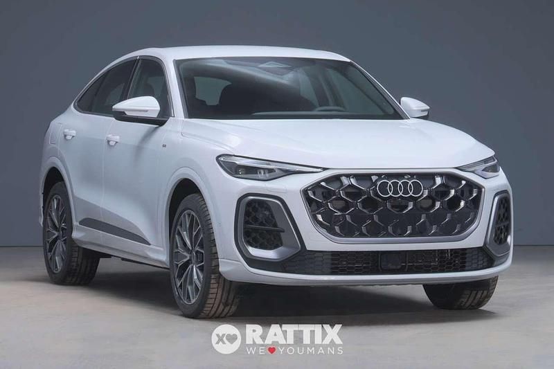 Bianco ghiaccio Nuova 2025 Audi Q5 Sportback S-Line SUV | 69.932 € (Super prezzo) - Immagine 1/4