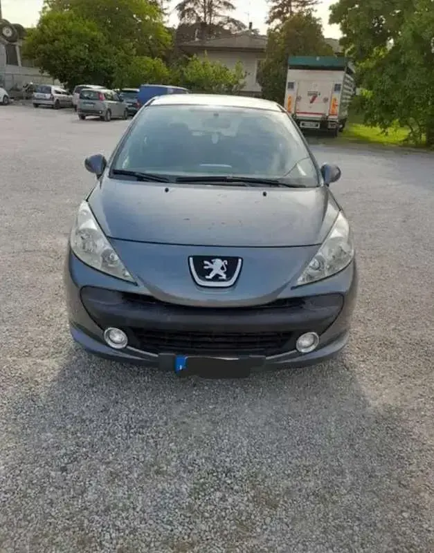 Usata Peugeot 207 73 CV (53 kW) 2017 Berlina