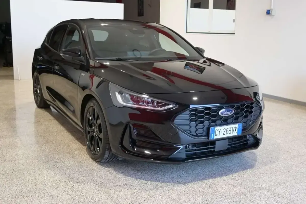Usata Ford Focus S 116 CV (85 kW) 2025 Nero Berlina