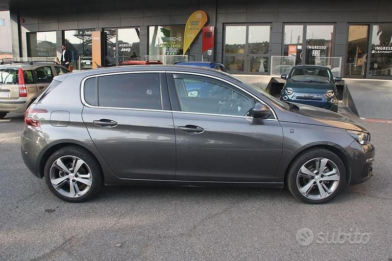 Occasion Peugeot 308 Allure 131 ch (96 kW) 2019 Gris Berline