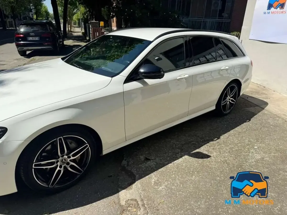 Usata Mercedes E220 Business 194 CV (142 kW) 2018 Bianco Station wagon