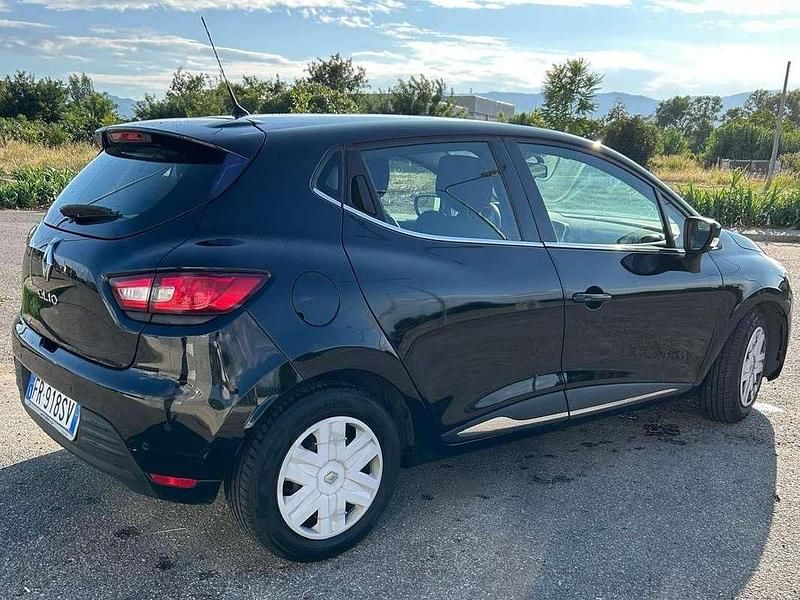 Usata Renault Clio IV 75 CV (55 kW) 2018 Berlina
