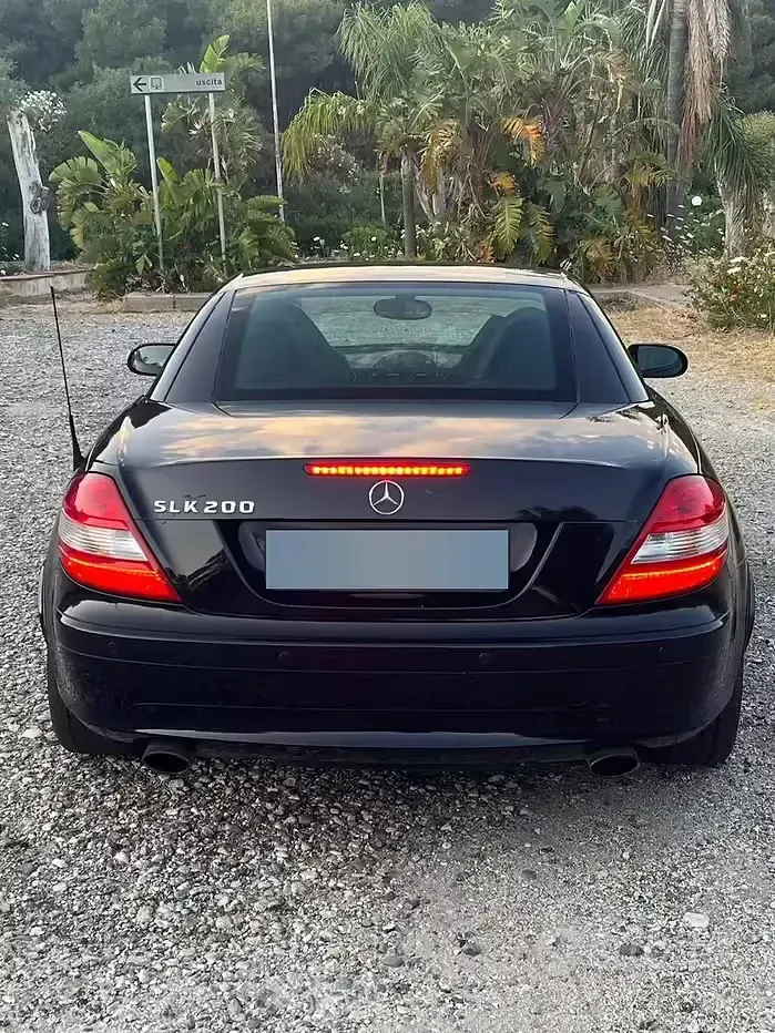 Usata Mercedes SLK200 163 CV (119 kW) 2007 Nero Cabrio
