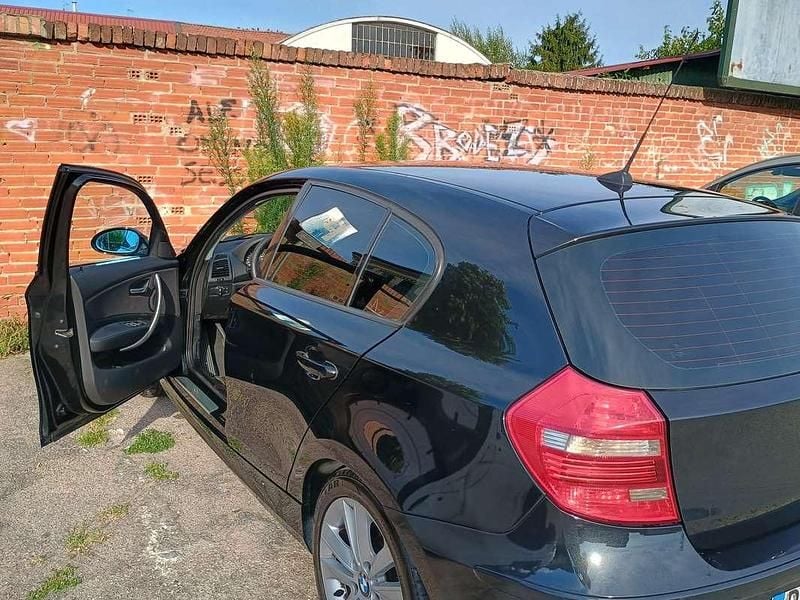 Usata BMW 123 204 CV (150 kW) 2009 Nero Utilitaria