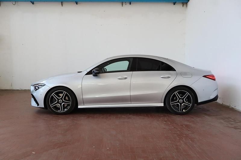 Käytetty Mercedes CLA200 Advanced Plus 163 HP (119 kW) 2023 Hopea Coupe - kaksiovinen