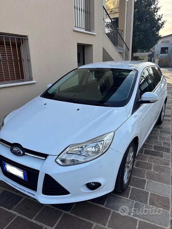 Usata Ford Focus 115 CV (84 kW) 2012 Station wagon